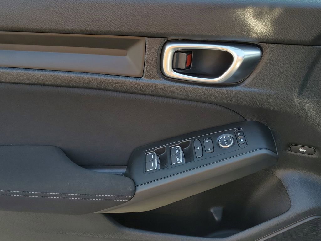 Used 2024 Honda Civic Sport image 11