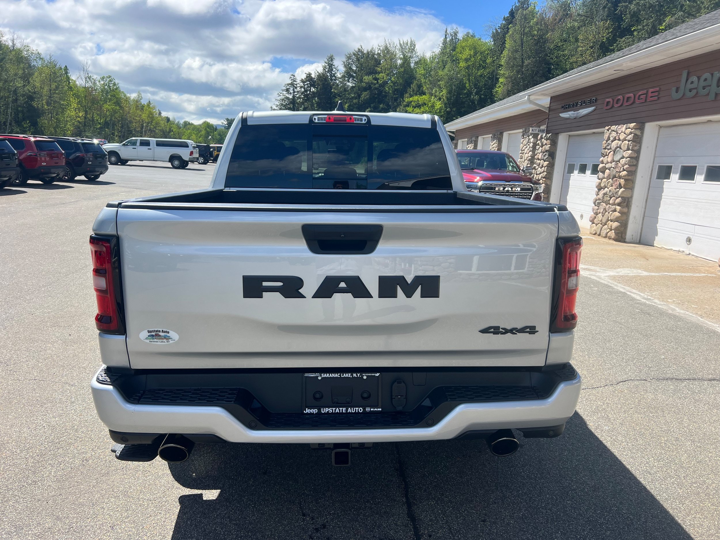 New 2026 RAM 1500 Express AWD/4WD image 6