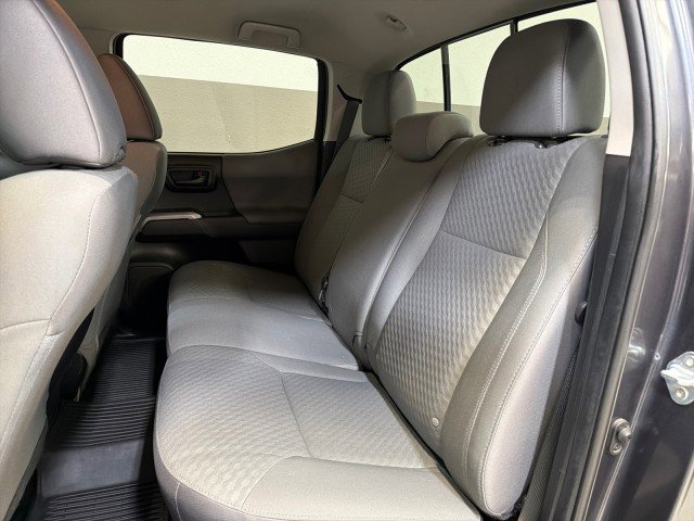 Used 2022 Toyota Tacoma SR5 w/ Technology Package image 36