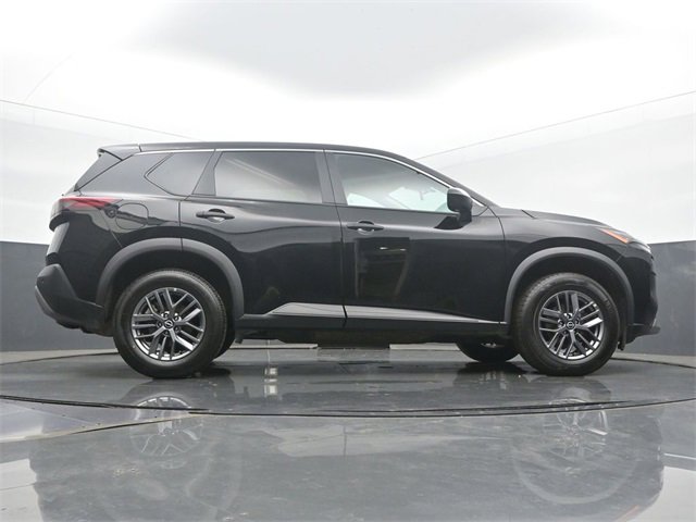 Used 2023 Nissan Rogue S image 52