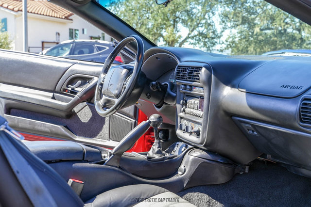 Used 2002 Chevrolet Camaro Z28 w/ SS Performance/Appearance Pkg RWD image 36