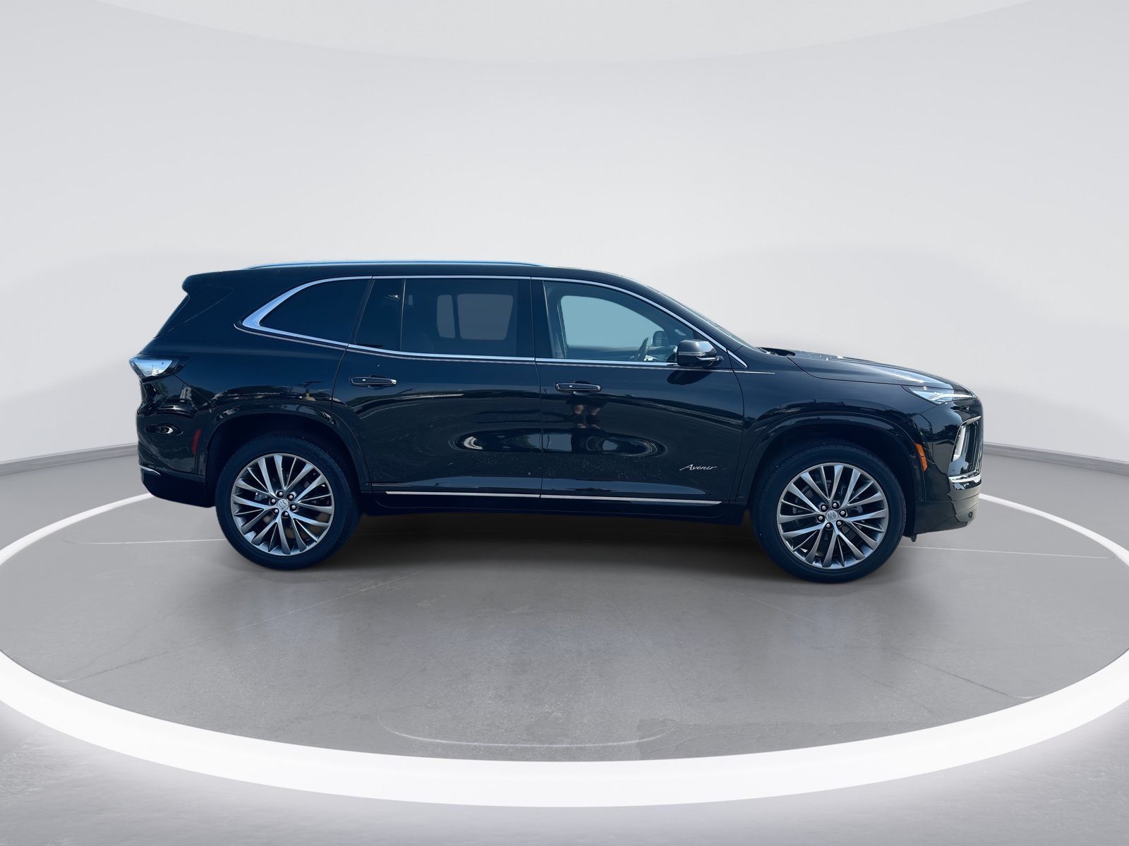 Used 2025 Buick Enclave Avenir w/ Trailering Package, 5000 lbs. FWD image 10