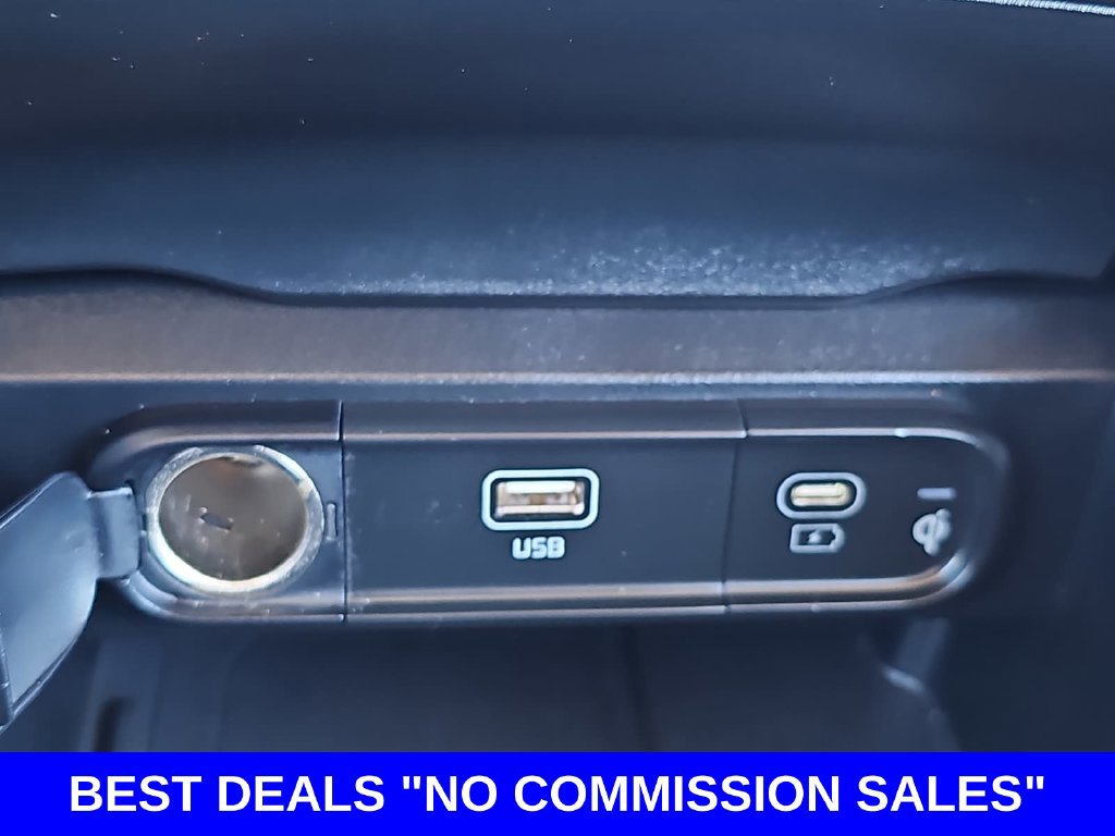 Used 2025 Kia Telluride S FWD image 27