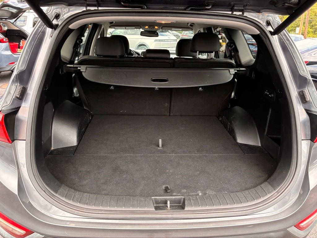 Used 2019 Hyundai Santa Fe SEL FWD image 12