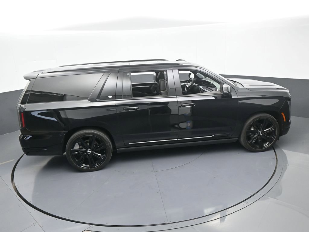 Used 2025 Cadillac Escalade ESV Sport w/ Touring Package image 65