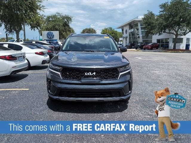 Used 2022 Kia Sorento S FWD image 2
