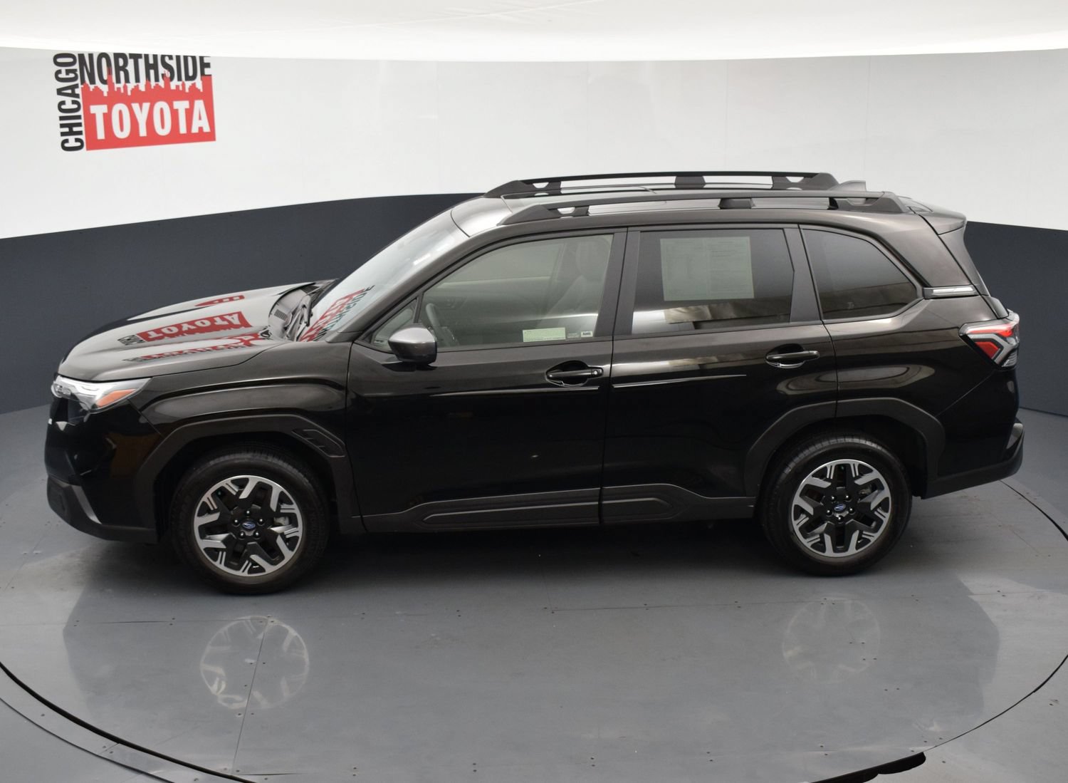 Used 2025 Subaru Forester Premium AWD/4WD image 22