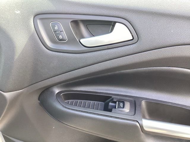 Used 2019 Ford Escape SE FWD image 22