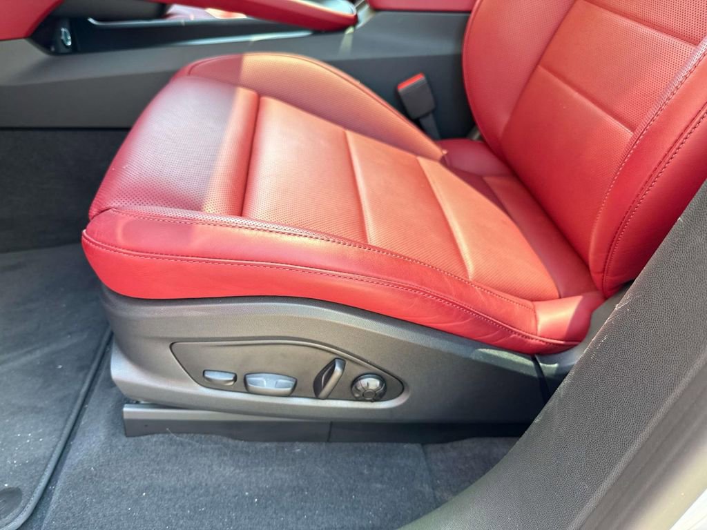 Used 2024 Porsche Macan 4 Electric image 22