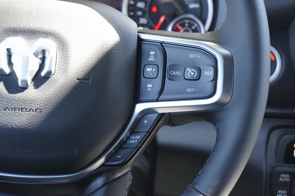 New 2026 RAM 1500 4x4 Crew Cab image 13