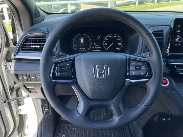 Used 2026 Honda Odyssey Sport-L image 11