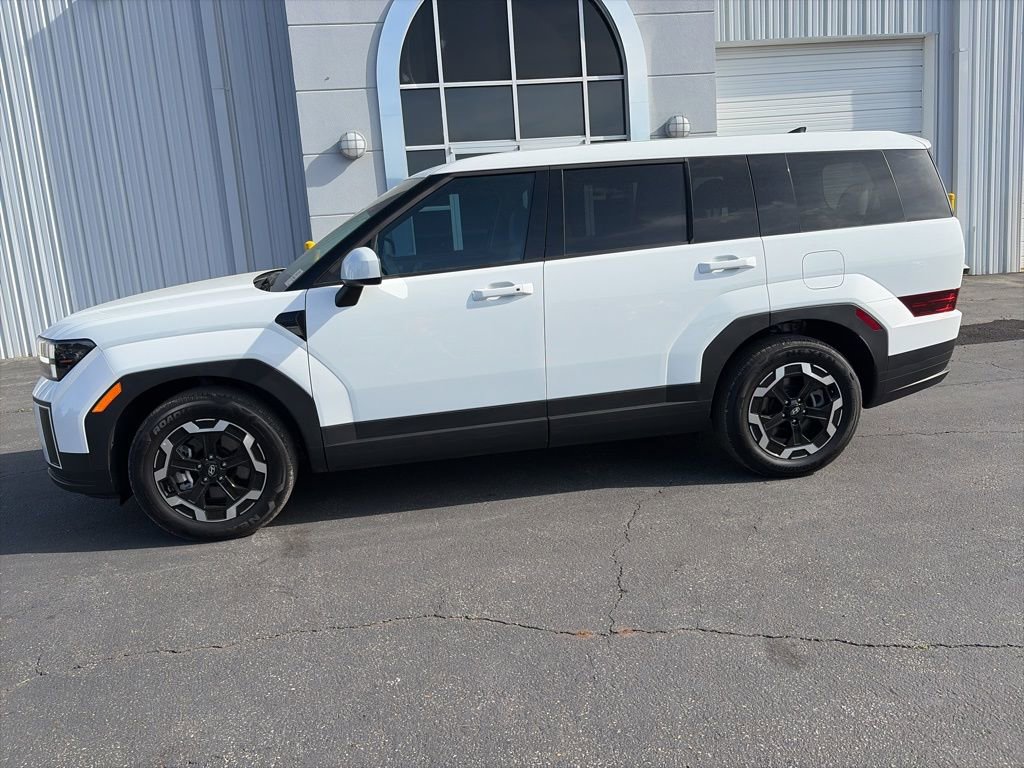 Used 2026 Hyundai Santa Fe SE image 4