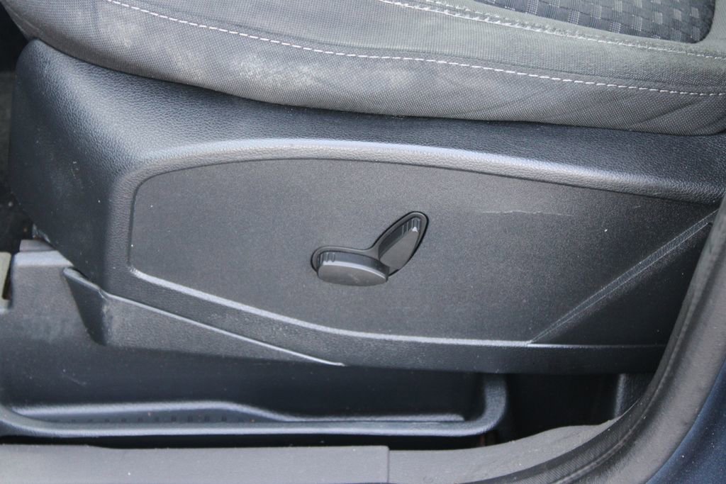 Used 2021 Ford Transit Connect XLT w/ Trailer Tow Package image 14