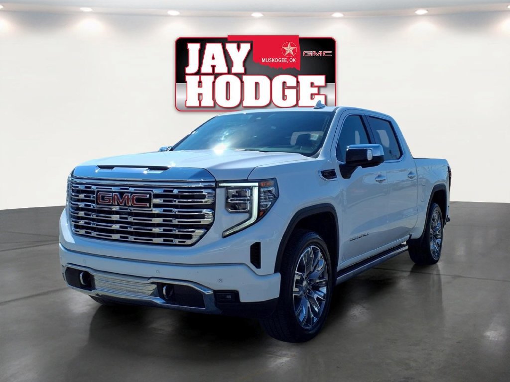 Used 2023 GMC Sierra 1500 Denali w/ Denali Reserve Package AWD/4WD image 1