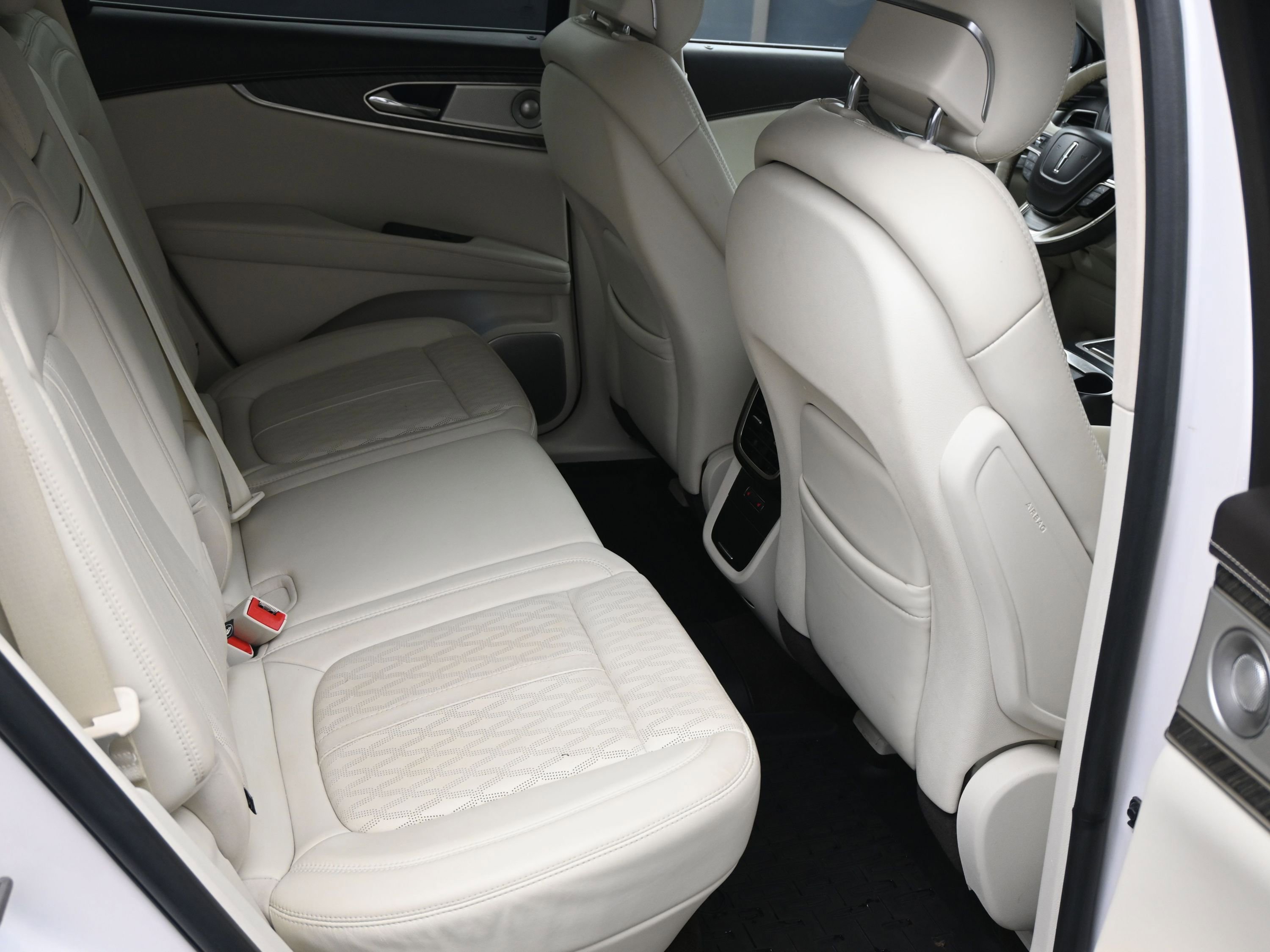 Used 2019 Lincoln Nautilus Black Label image 11