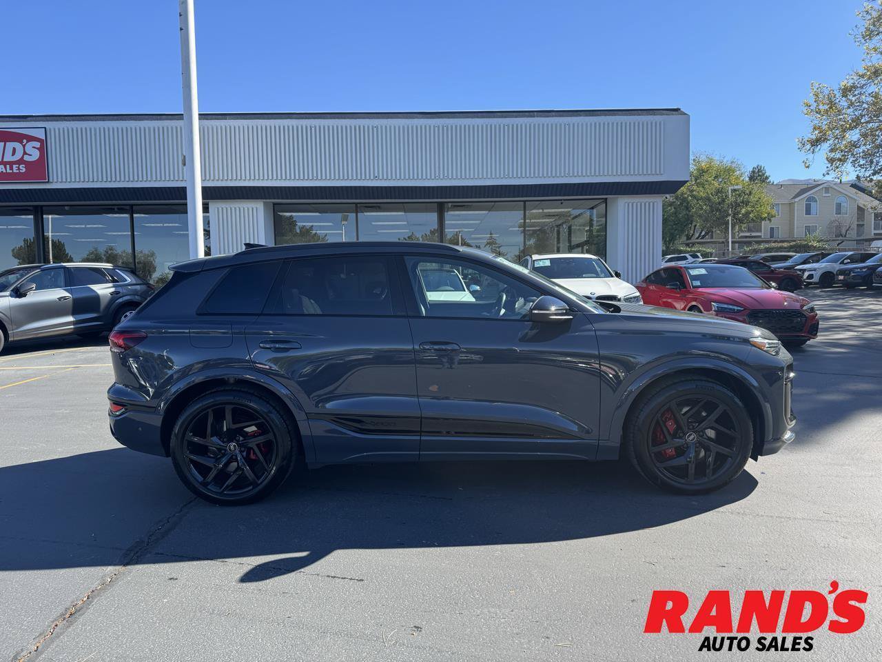 Used 2025 Audi SQ6 e-tron Premium Plus w/ Premium Plus AWD/4WD image 1