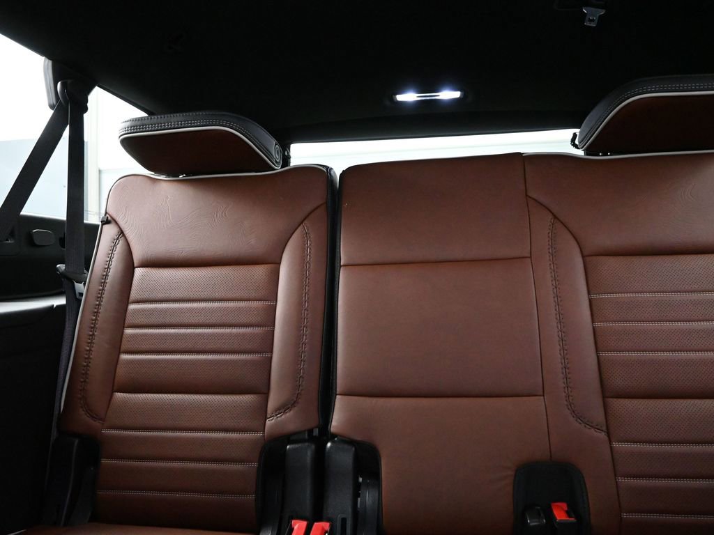 Used 2024 GMC Yukon XL Denali Ultimate image 12