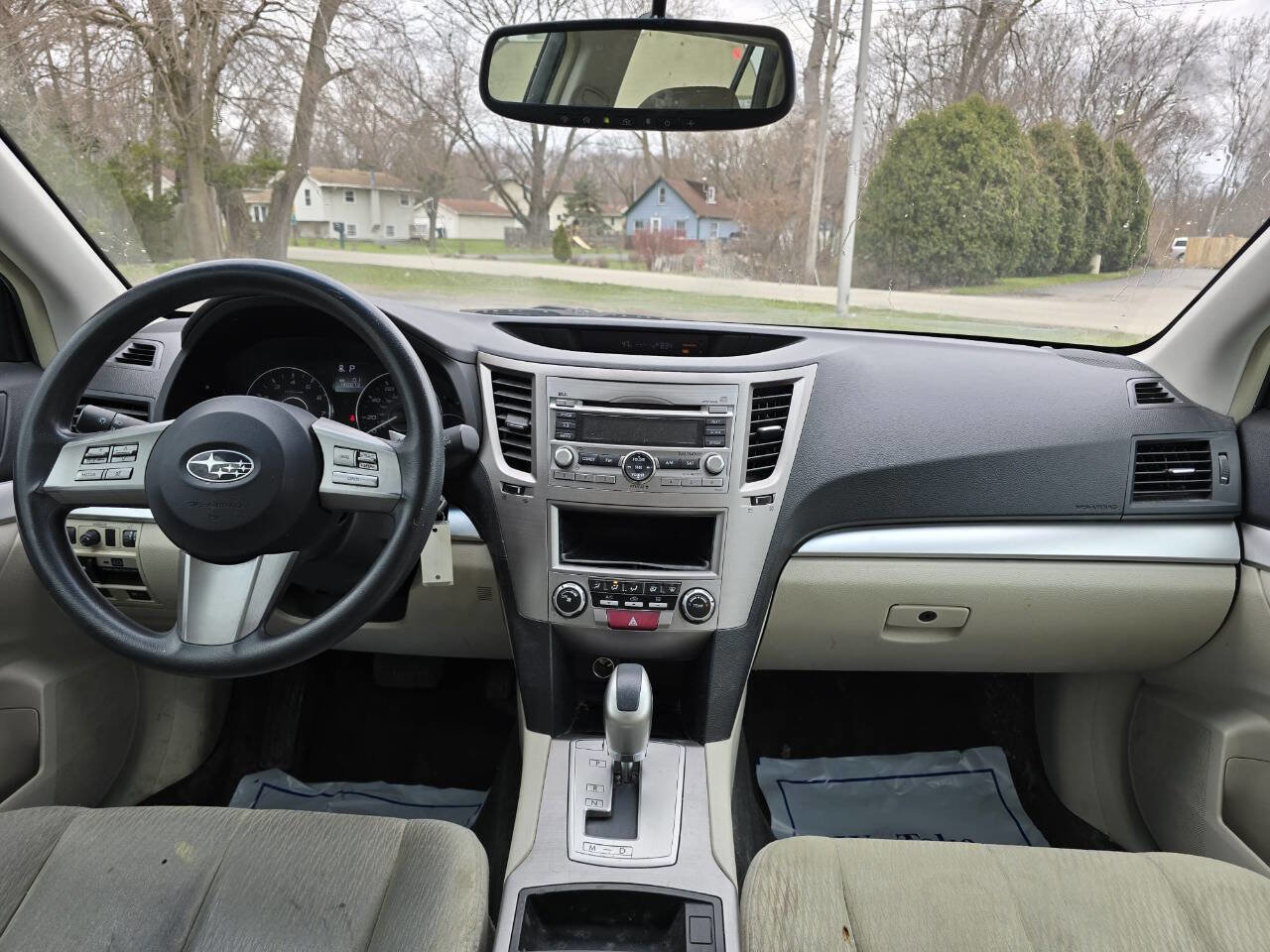 Used 2011 Subaru Outback 2.5i AWD/4WD image 12