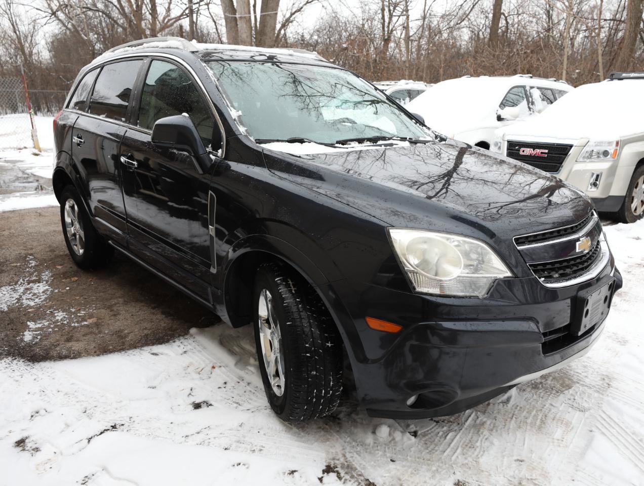 Used 2014 Chevrolet Captiva Sport LT FWD image 4