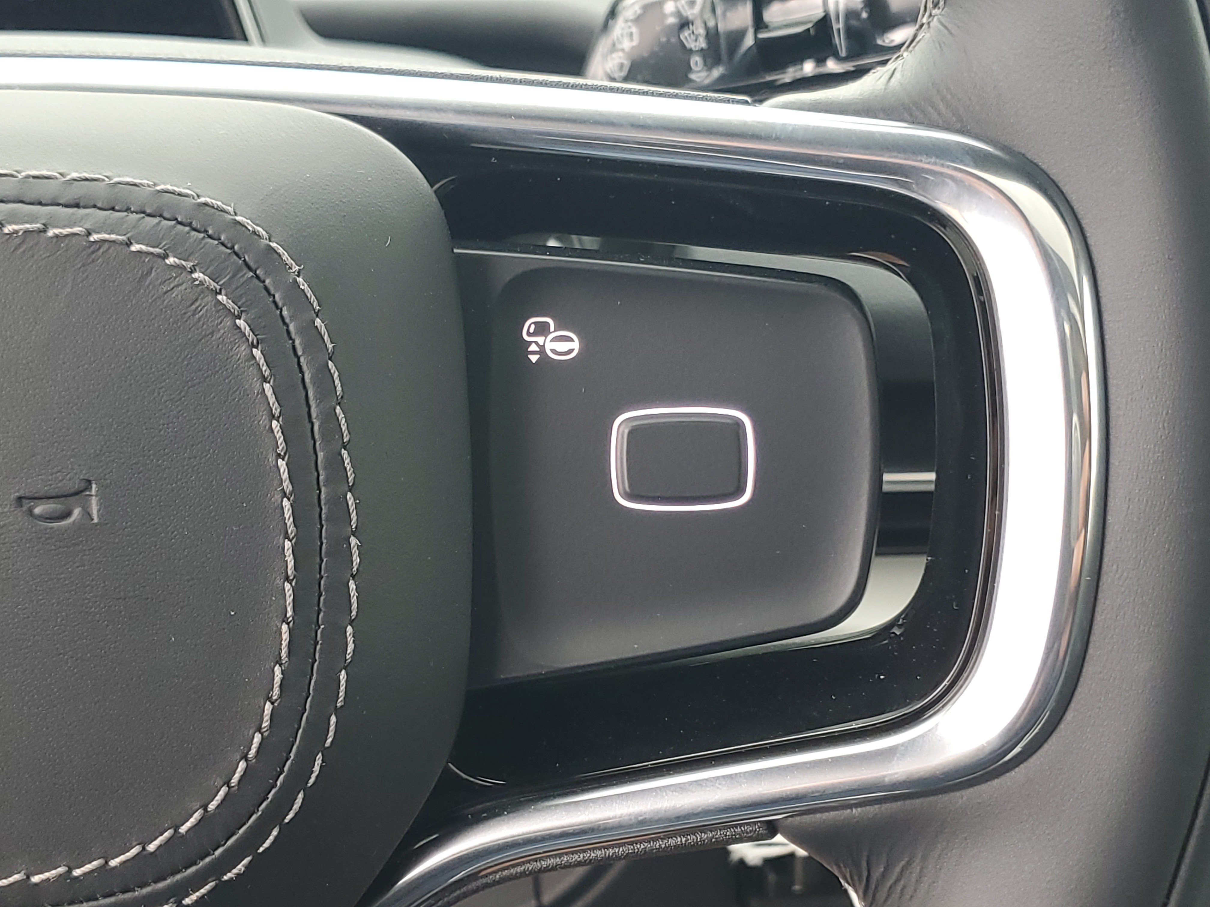 New 2026 Lincoln Navigator Reserve w/ Jet Appearance Package AWD/4WD image 18