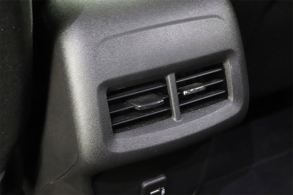 Used 2024 Chevrolet Equinox LT image 27