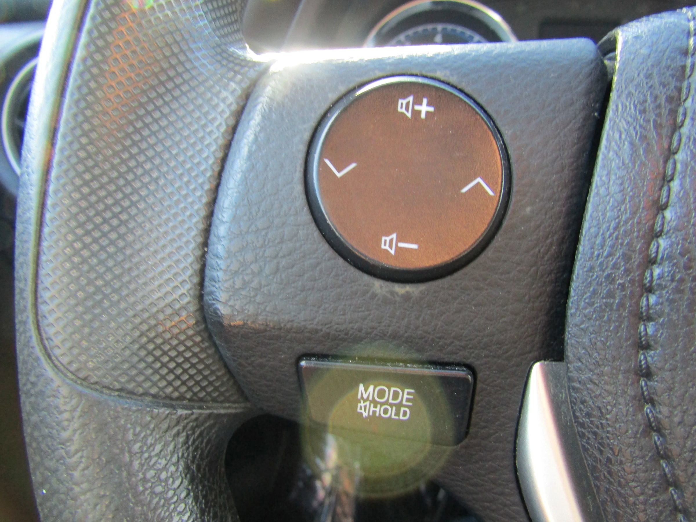 Used 2017 Toyota Corolla LE image 29