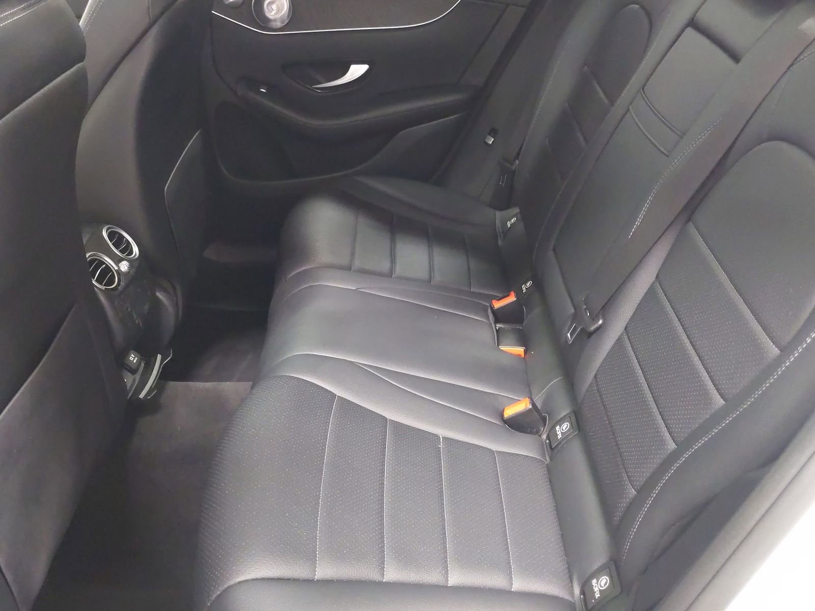 Used 2017 Mercedes-Benz GLC 300 image 23