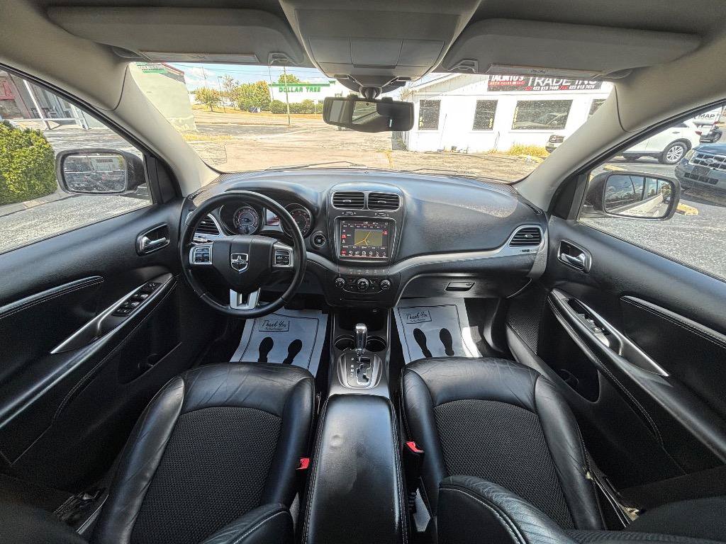 Used 2015 Dodge Journey Crossroad w/ Flexible Seating Group FWD image 19