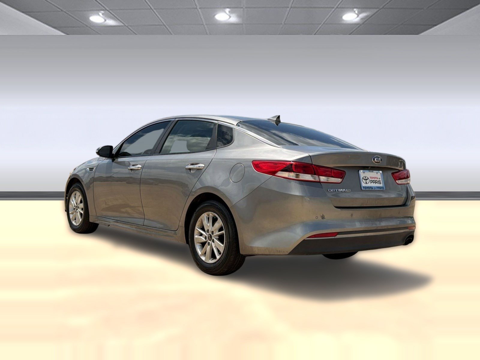 Used 2018 Kia Optima LX FWD image 3