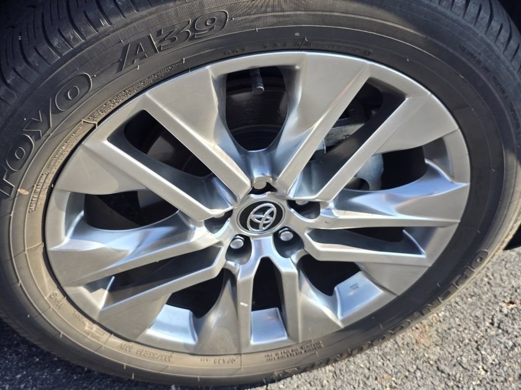 Certified 2020 Toyota RAV4 XLE Premium AWD/4WD image 16