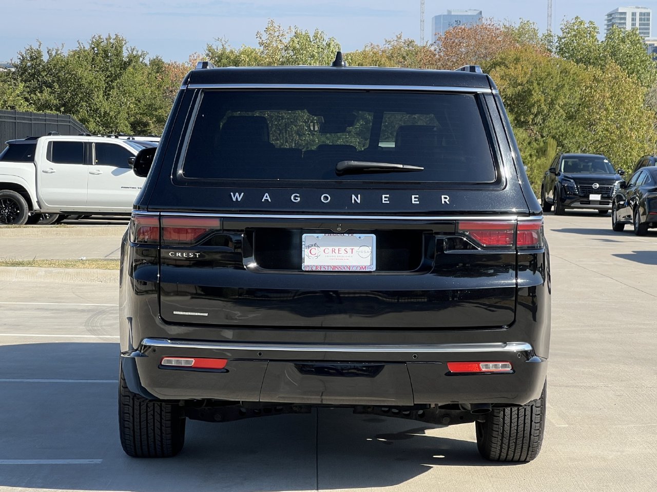 Used 2023 Jeep Wagoneer 4WD w/ Premium Group I image 5