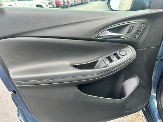 Used 2024 Buick Encore GX Avenir image 26