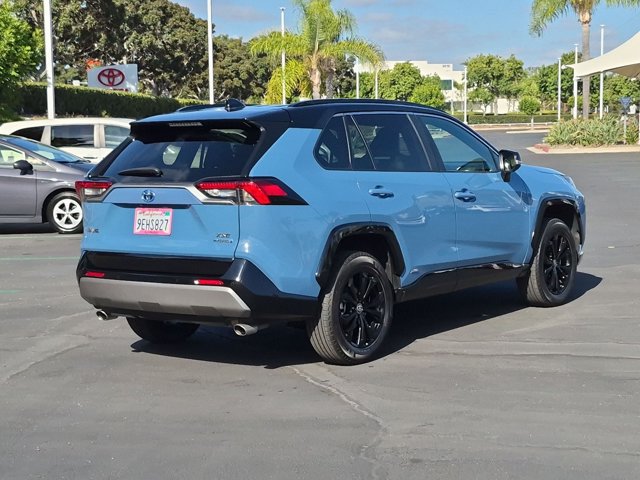 Used 2023 Toyota RAV4 XSE AWD/4WD image 5