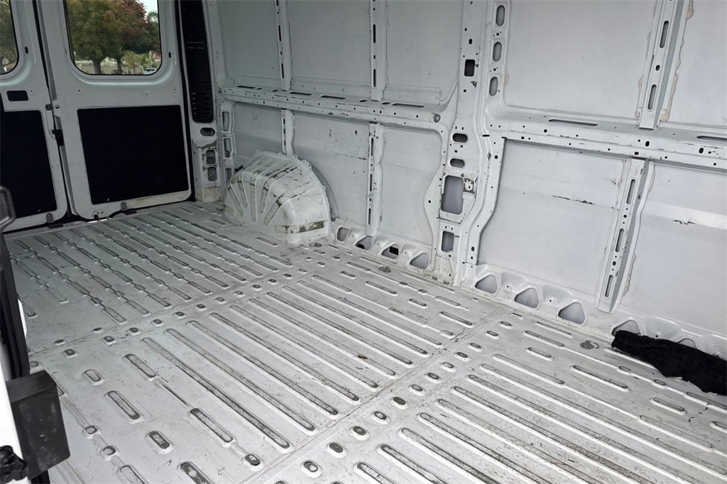 Used 2023 RAM ProMaster 2500 image 5