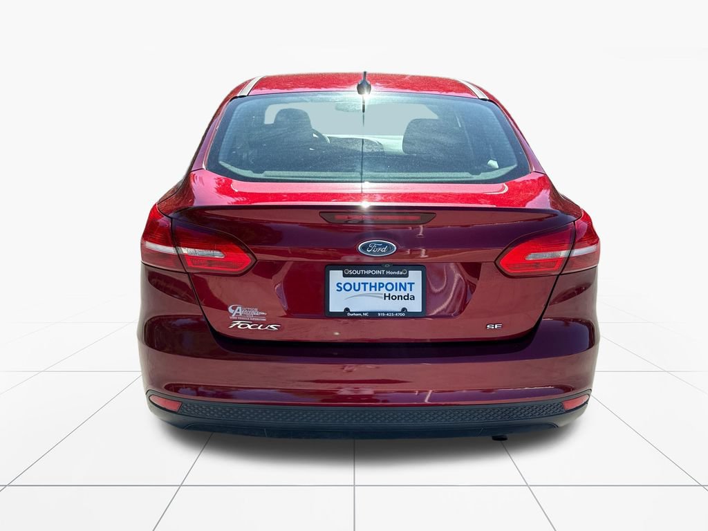 Used 2017 Ford Focus SE FWD image 7