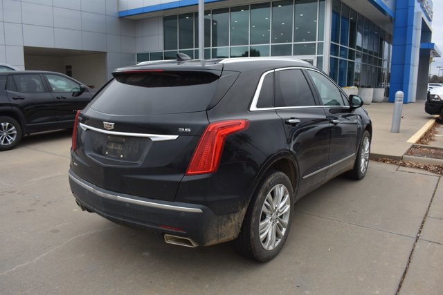 Used 2017 Cadillac XT5 Premium Luxury image 4