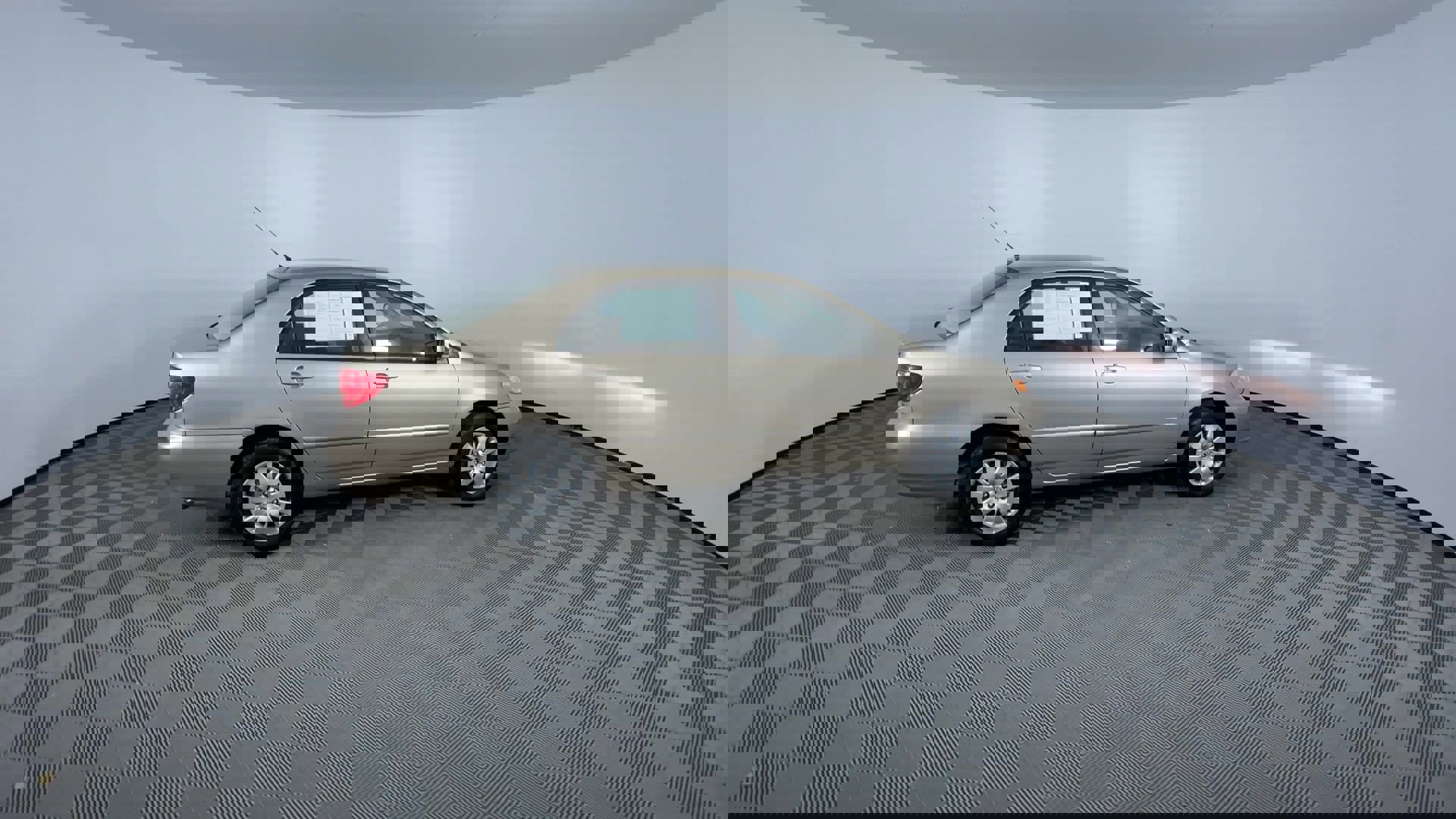 Used 2004 Toyota Corolla LE image 9