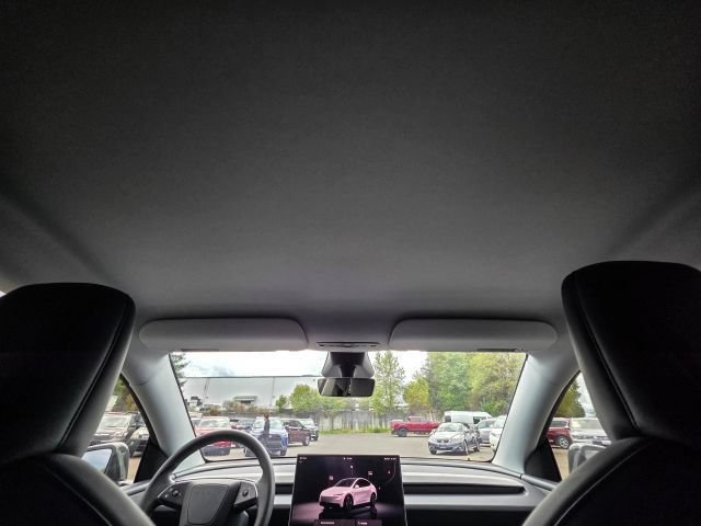 Used 2026 Tesla Model Y AWD image 58
