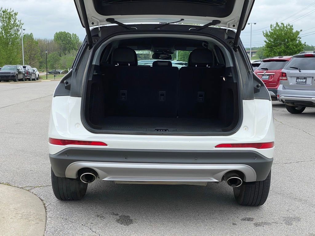 Used 2022 Lincoln Corsair AWD w/ Equipment Group 101A image 7