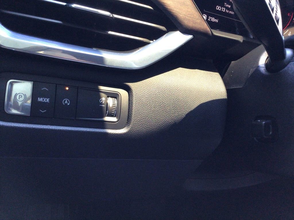 Used 2026 GMC Acadia Denali Ultimate w/ LPO, Floor Liner Package FWD image 18