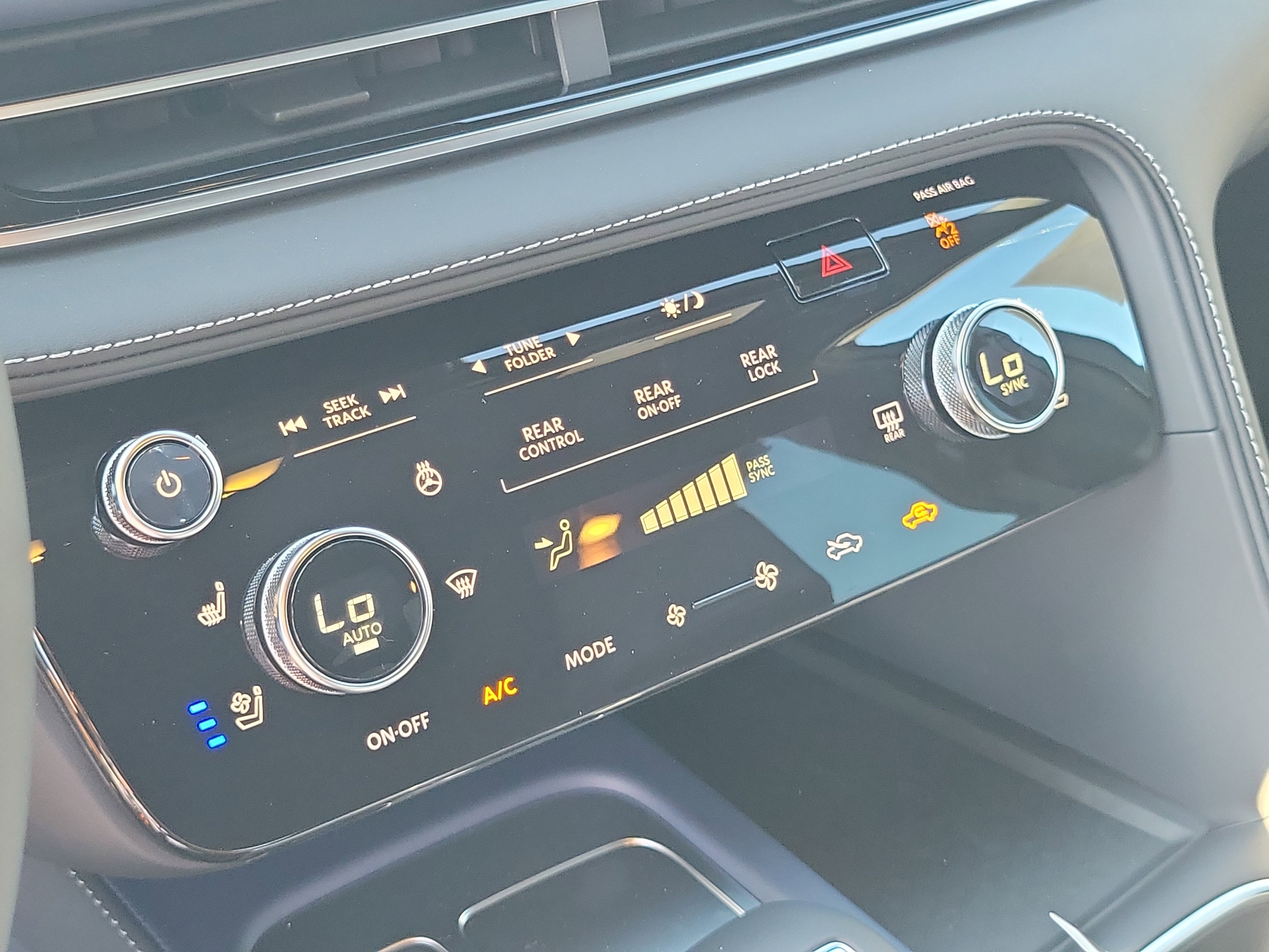 New 2026 INFINITI QX60 Sport w/ Dark Cargo Package image 18