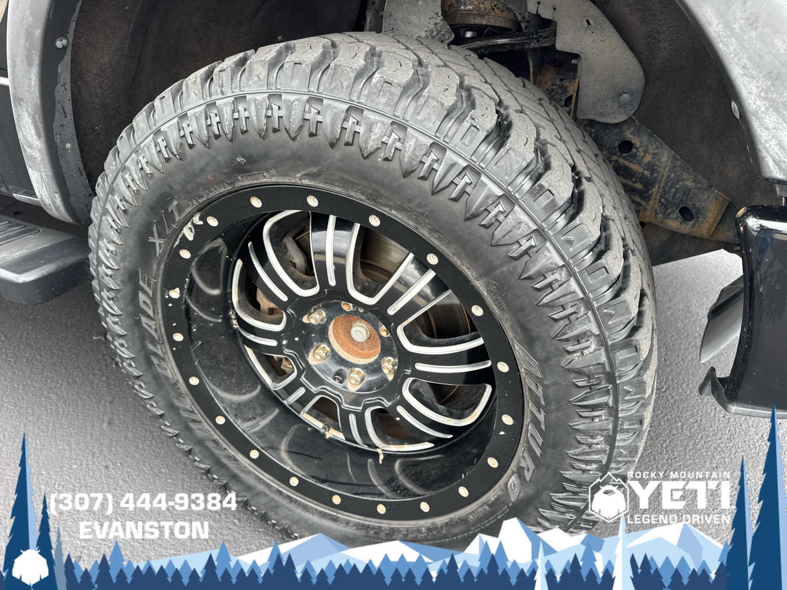 Used 2014 Ford F150 FX4 w/ Equipment Group 402A Luxury AWD/4WD image 9