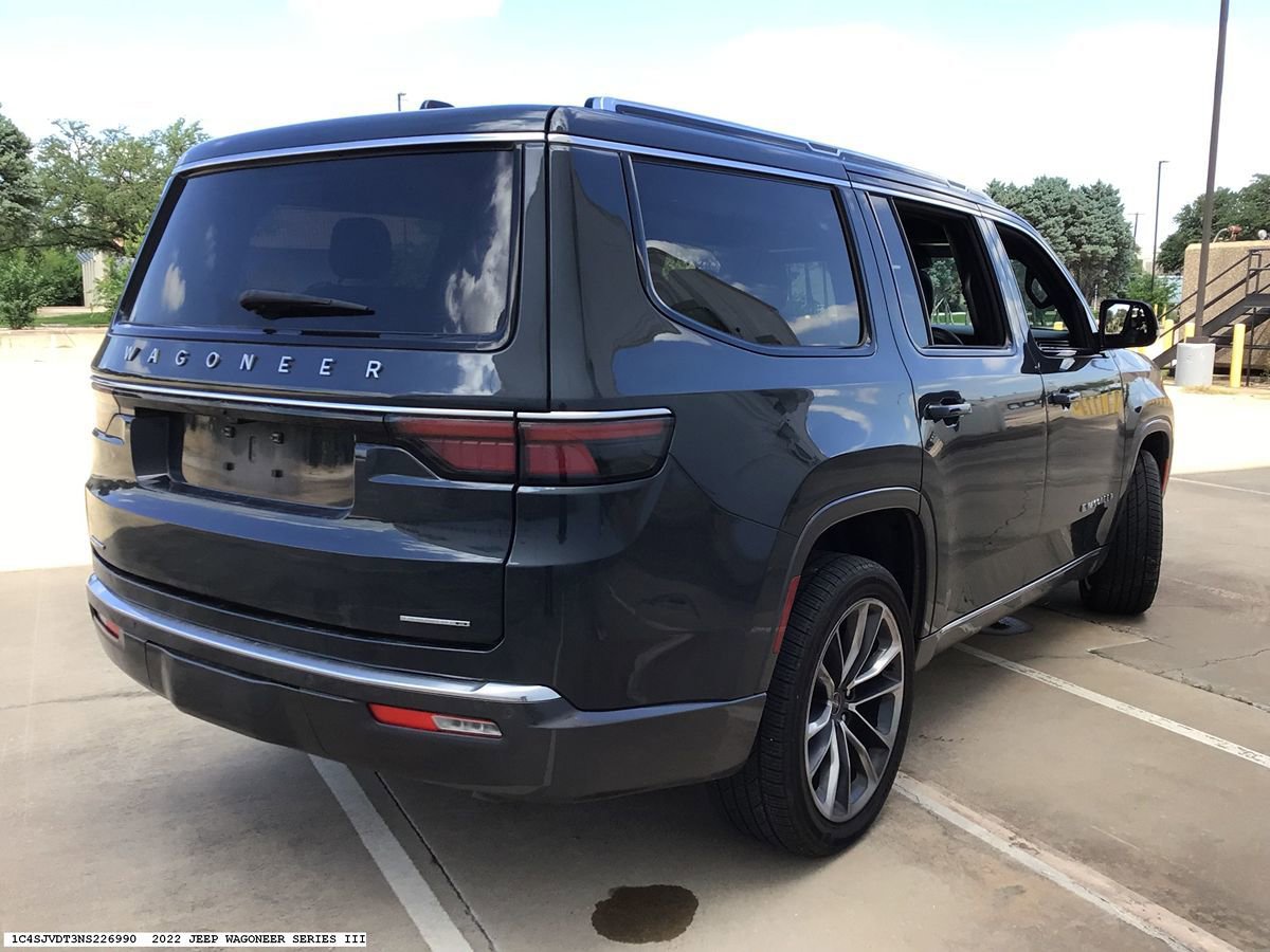 Used 2022 Jeep Wagoneer Series III w/ Premium Group I AWD/4WD image 5