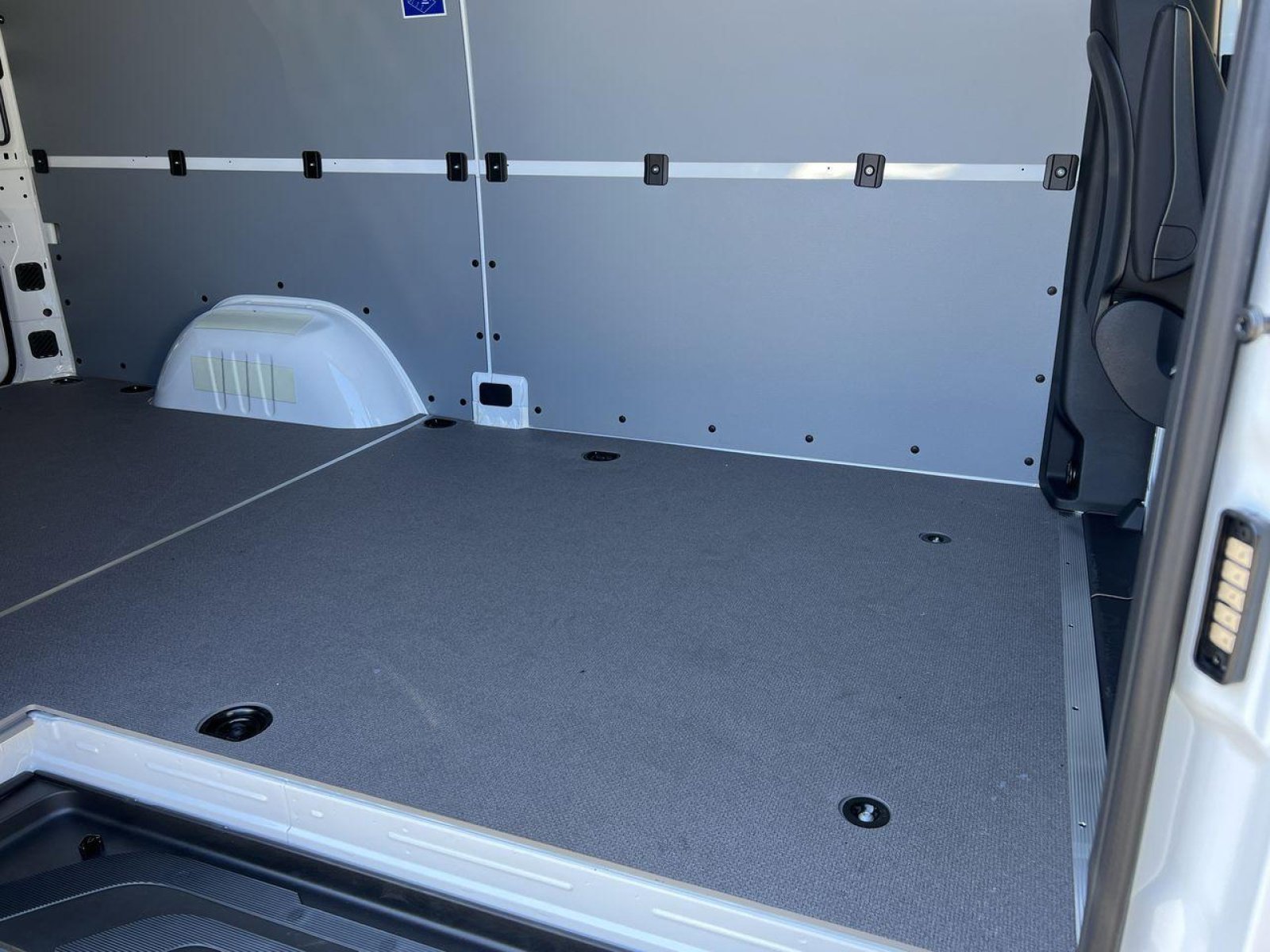 New 2025 Mercedes-Benz Sprinter 2500 image 23