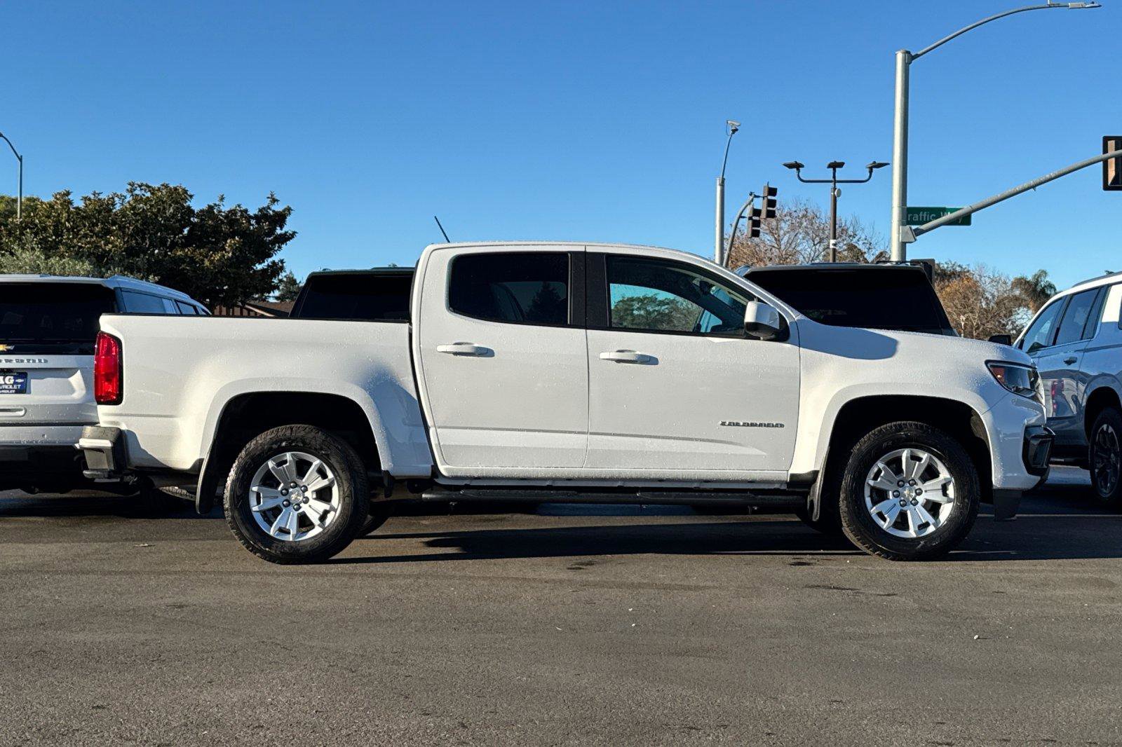 Used 2021 Chevrolet Colorado LT w/ LT Convenience Package image 3