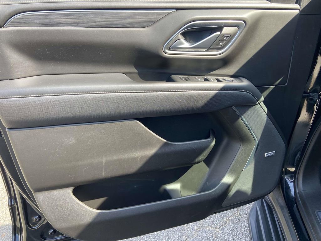 Used 2021 GMC Yukon SLT AWD/4WD image 15