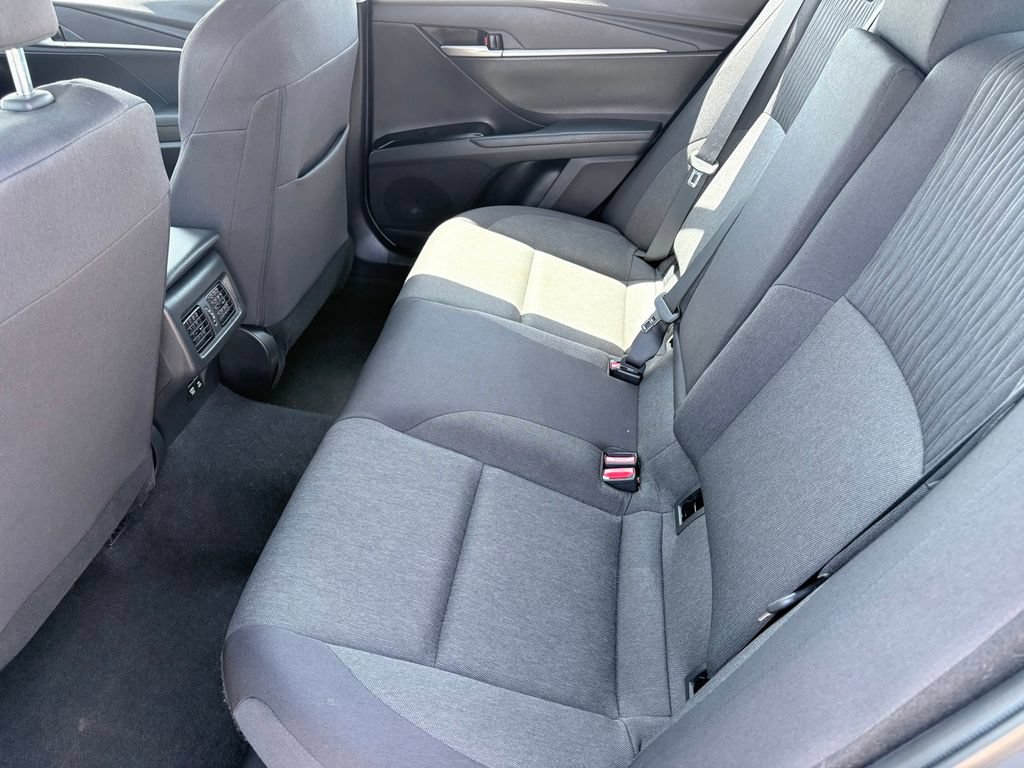 Used 2025 Toyota Camry LE FWD image 8