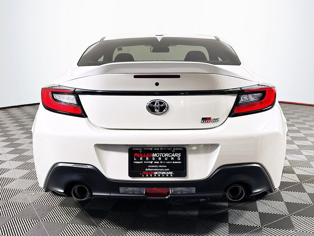Used 2023 Toyota GR86 Premium w/ ALL Weather Mat Package (TMS) image 6