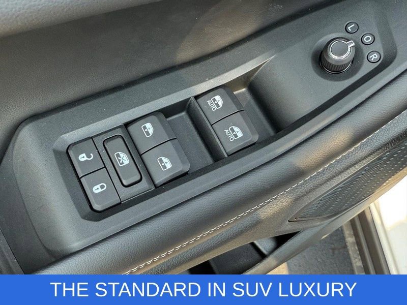 New 2025 Jeep Grand Cherokee Laredo X w/ Luxury Tech Group I image 10