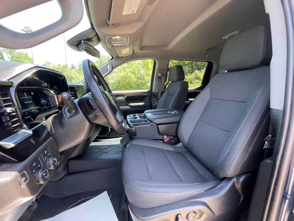 Used 2022 Chevrolet Silverado 1500 LT w/ Protection Package AWD/4WD image 26